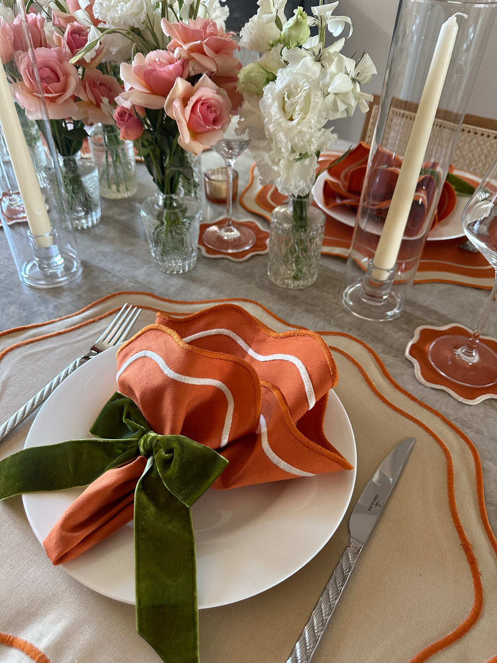 Lot assorti : 1 set de table, 1 serviette, 1 dessous de verre - Collection ALBA- SANS le rond de serviette