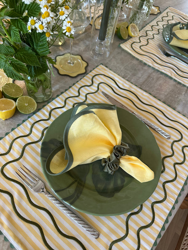 Lot assorti : 1 set de table, 1 serviette, 1 dessous de verre - Collection SUNNY - SANS le rond de serviette